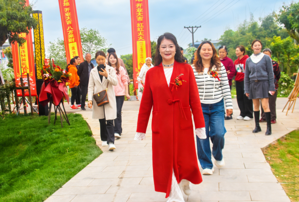 泸州甜蜜自然营地盛大开业 打造城郊休闲打卡新地标